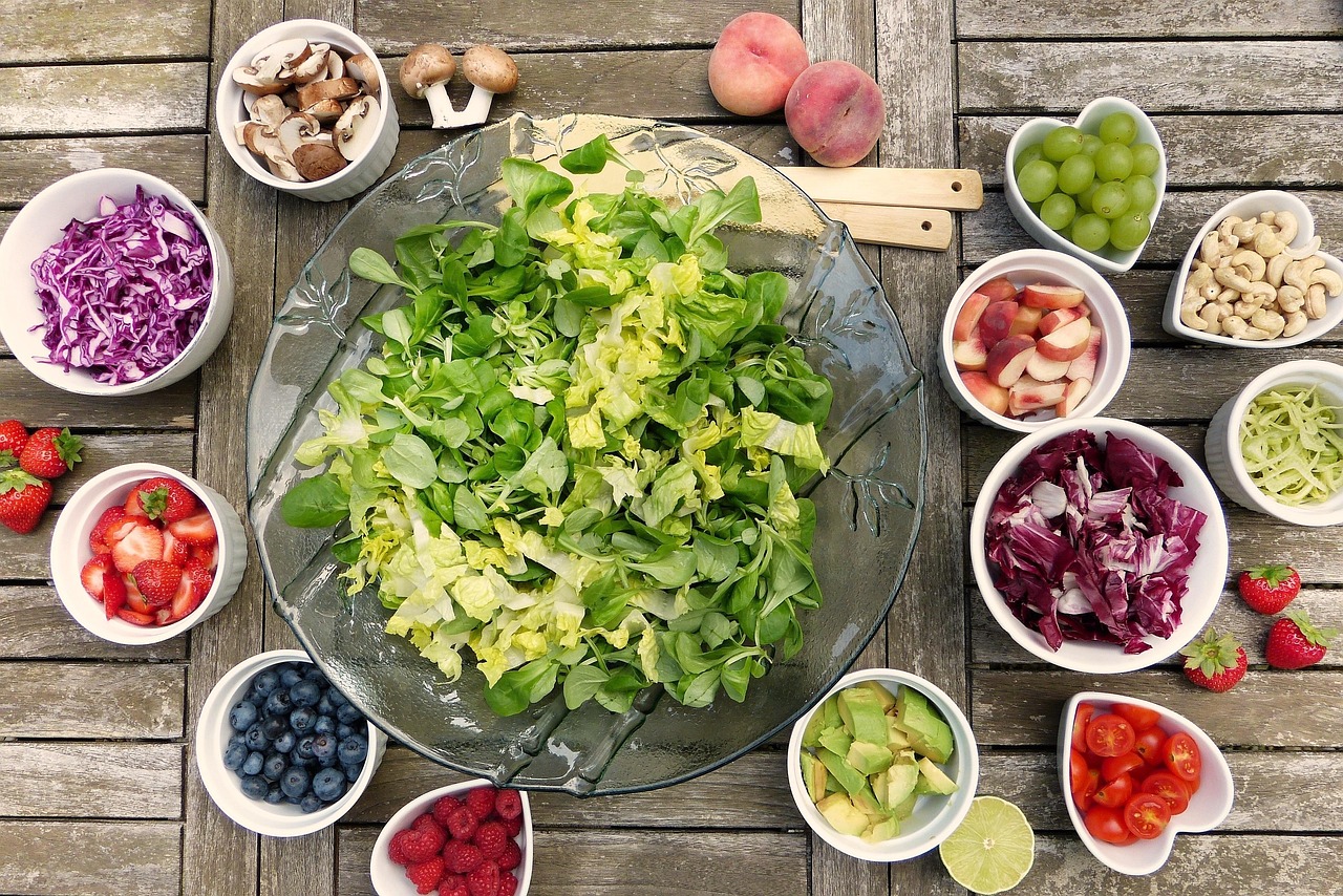 Biologisch afbreekbare veganistische tafelversiering